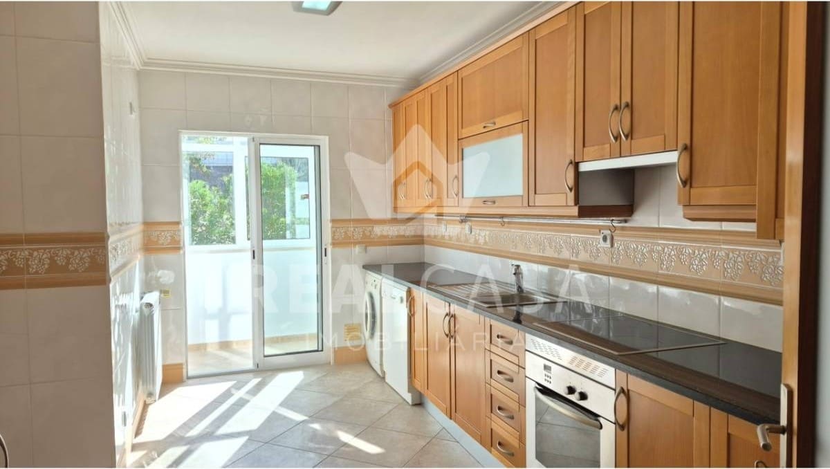 Apartamento T3 na Quinta do Seixal, foto 2